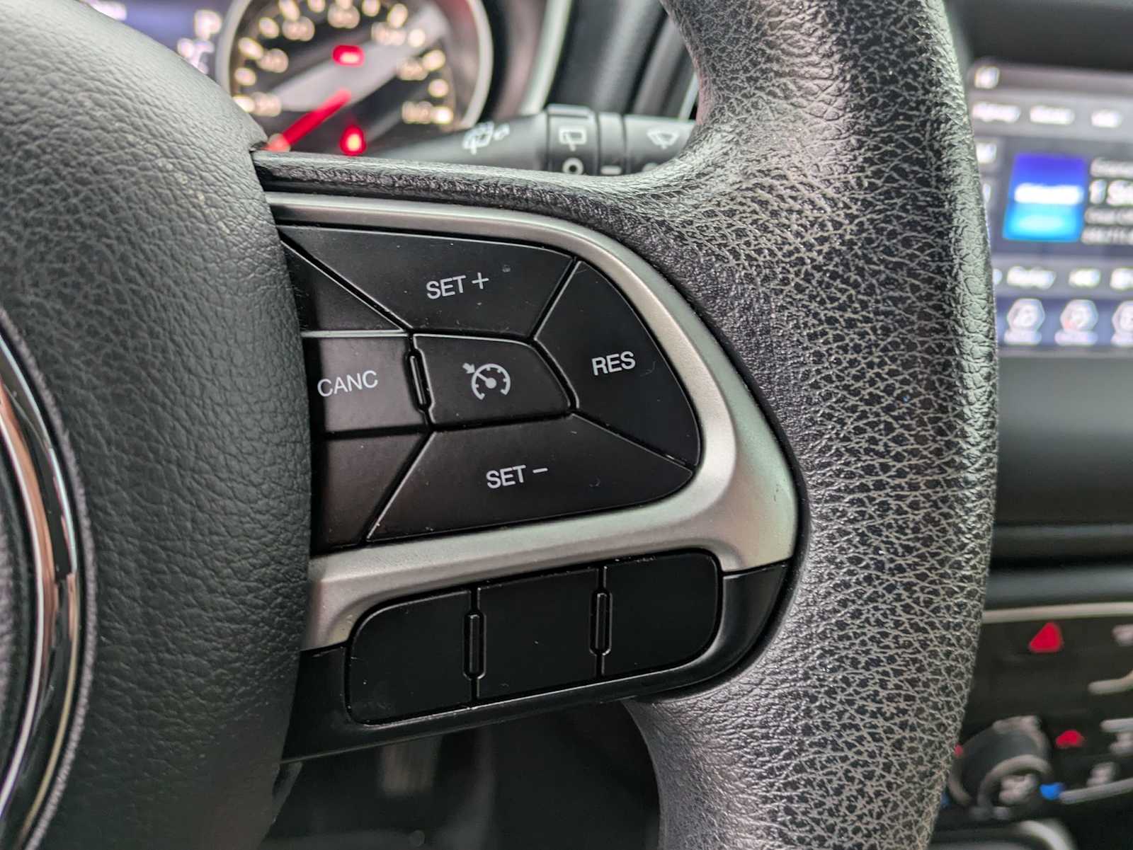 Thumbnail: 2018 Jeep Compass - 20