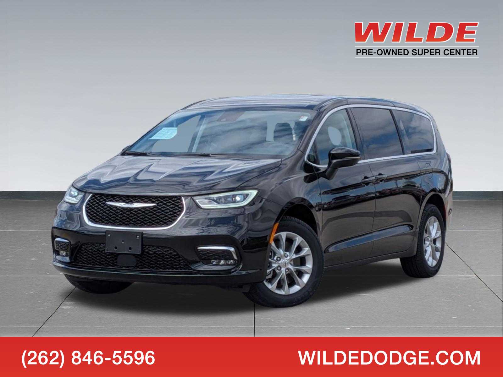 Thumbnail: 2023 Chrysler Pacifica - 1