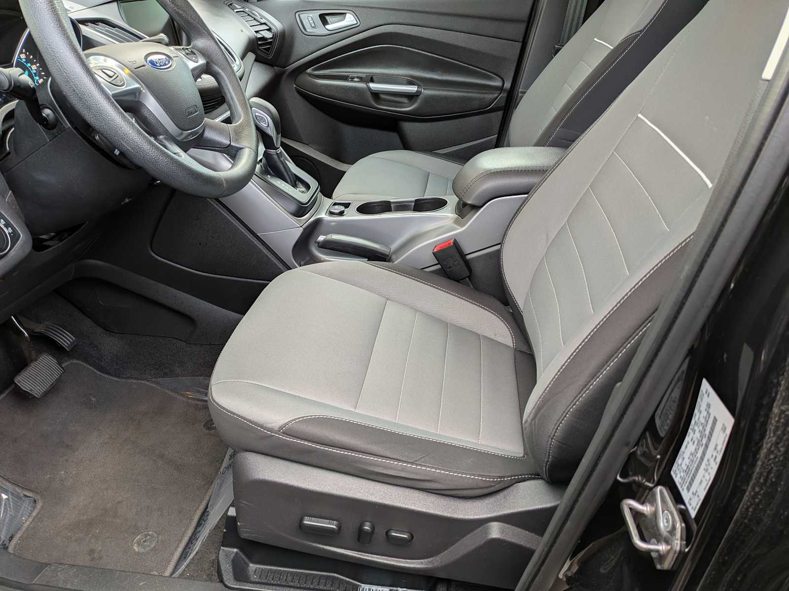 Thumbnail: 2015 Ford Escape - 12