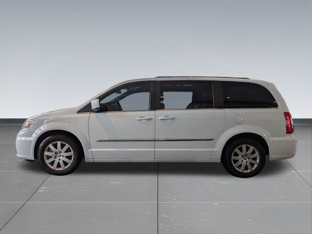 Used 2015 Chrysler Town & Country Touring Van