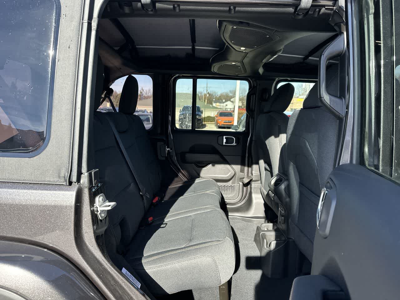 Thumbnail: 2025 Jeep Wrangler - 17