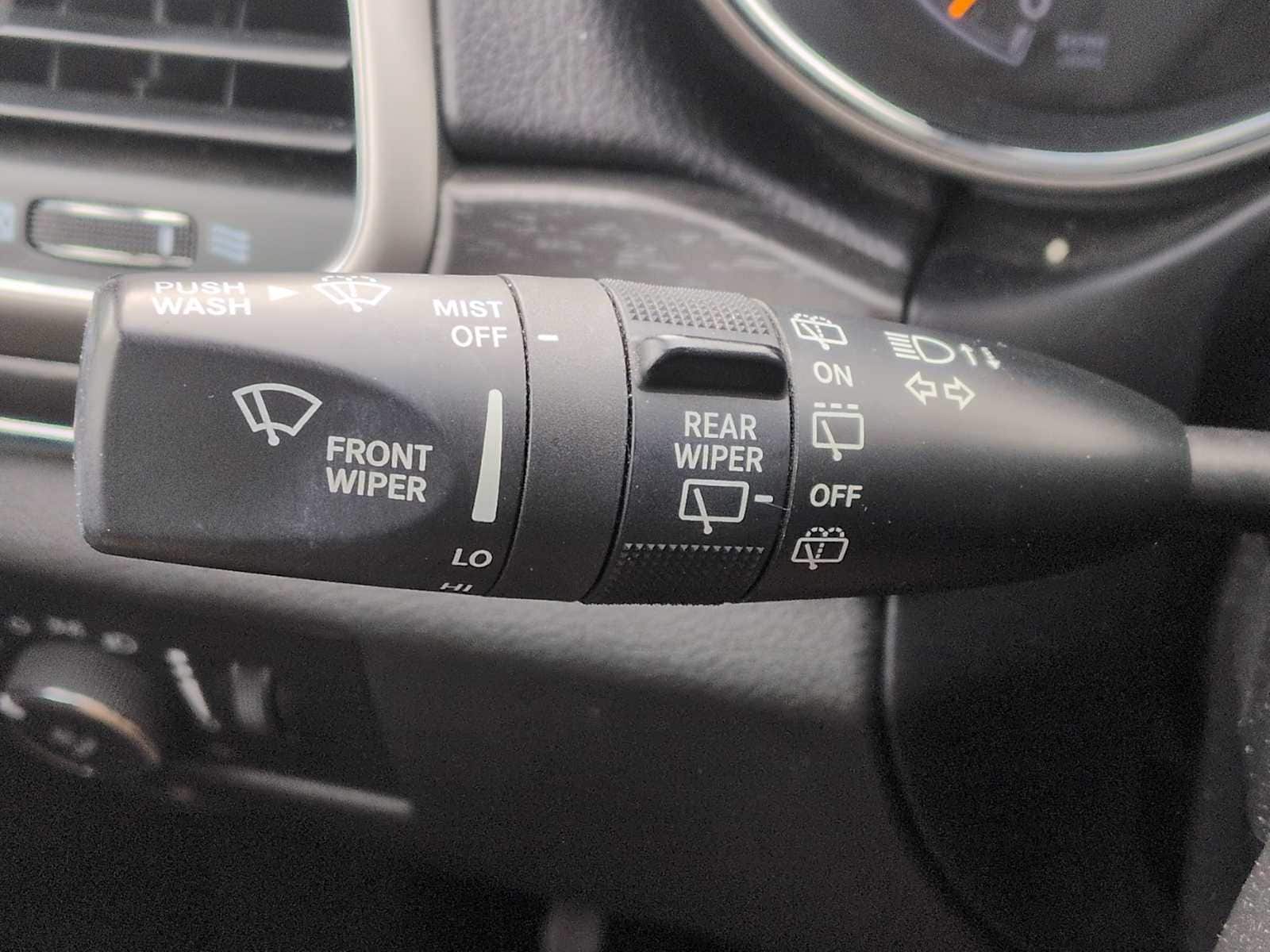 Thumbnail: 2018 Jeep Grand Cherokee - 24