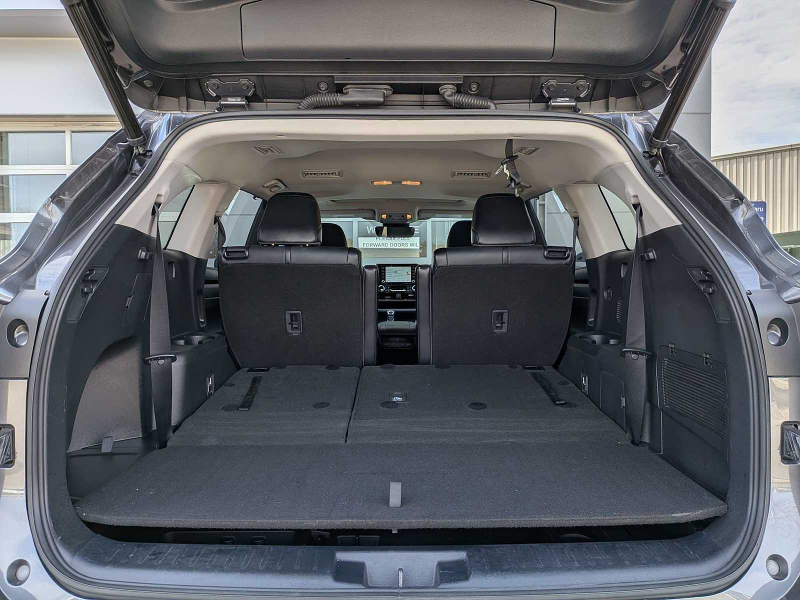 Thumbnail: 2021 Toyota Highlander - 31