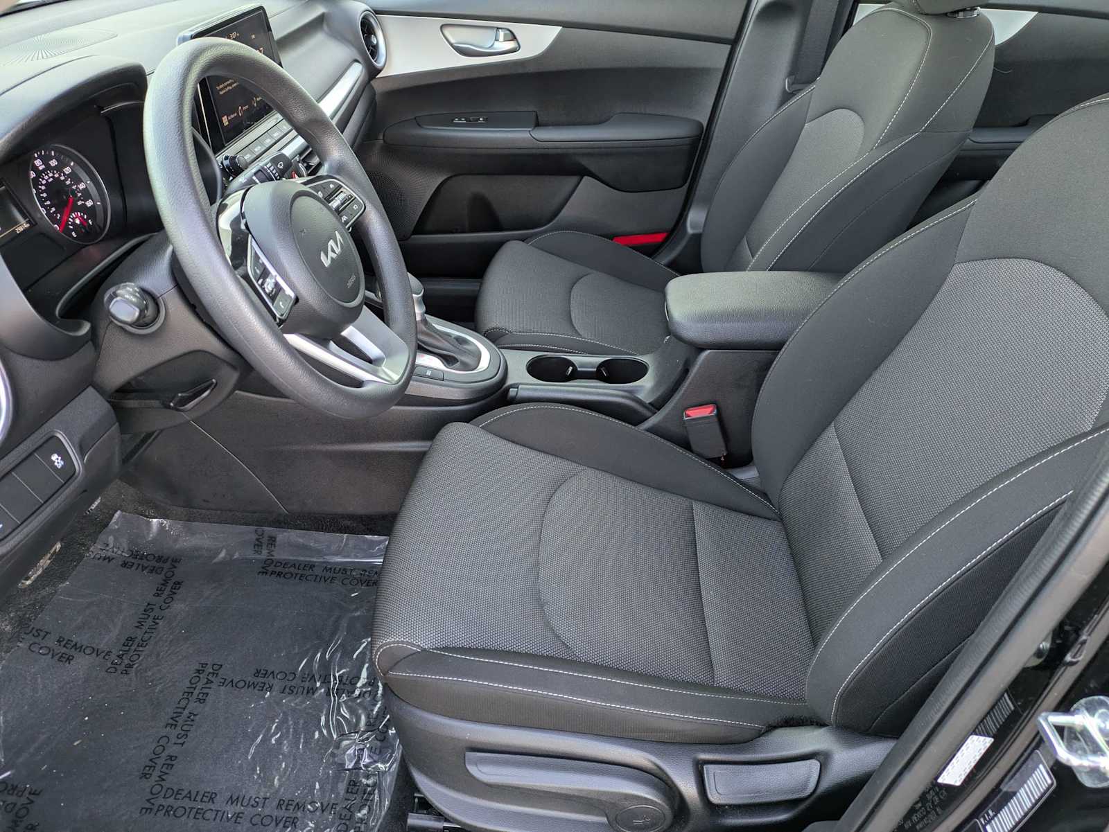 Thumbnail: 2024 Kia Forte - 15