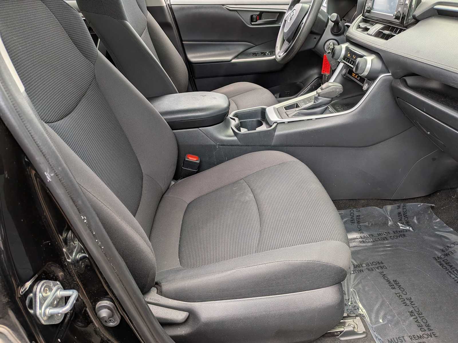 Thumbnail: 2019 Toyota RAV4 - 19