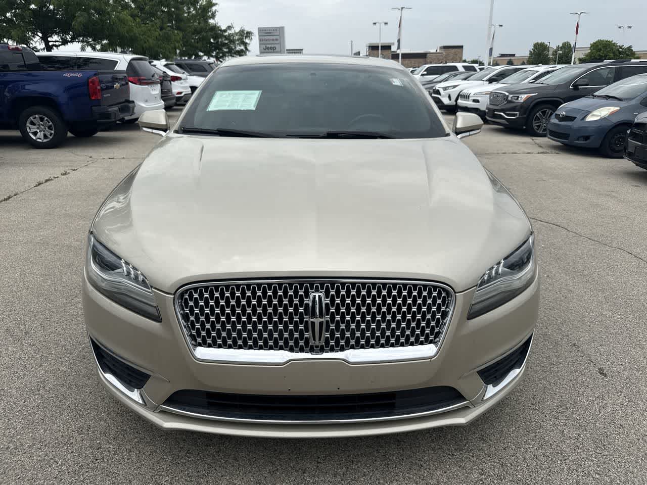 Thumbnail: 2017 Lincoln MKZ - 9