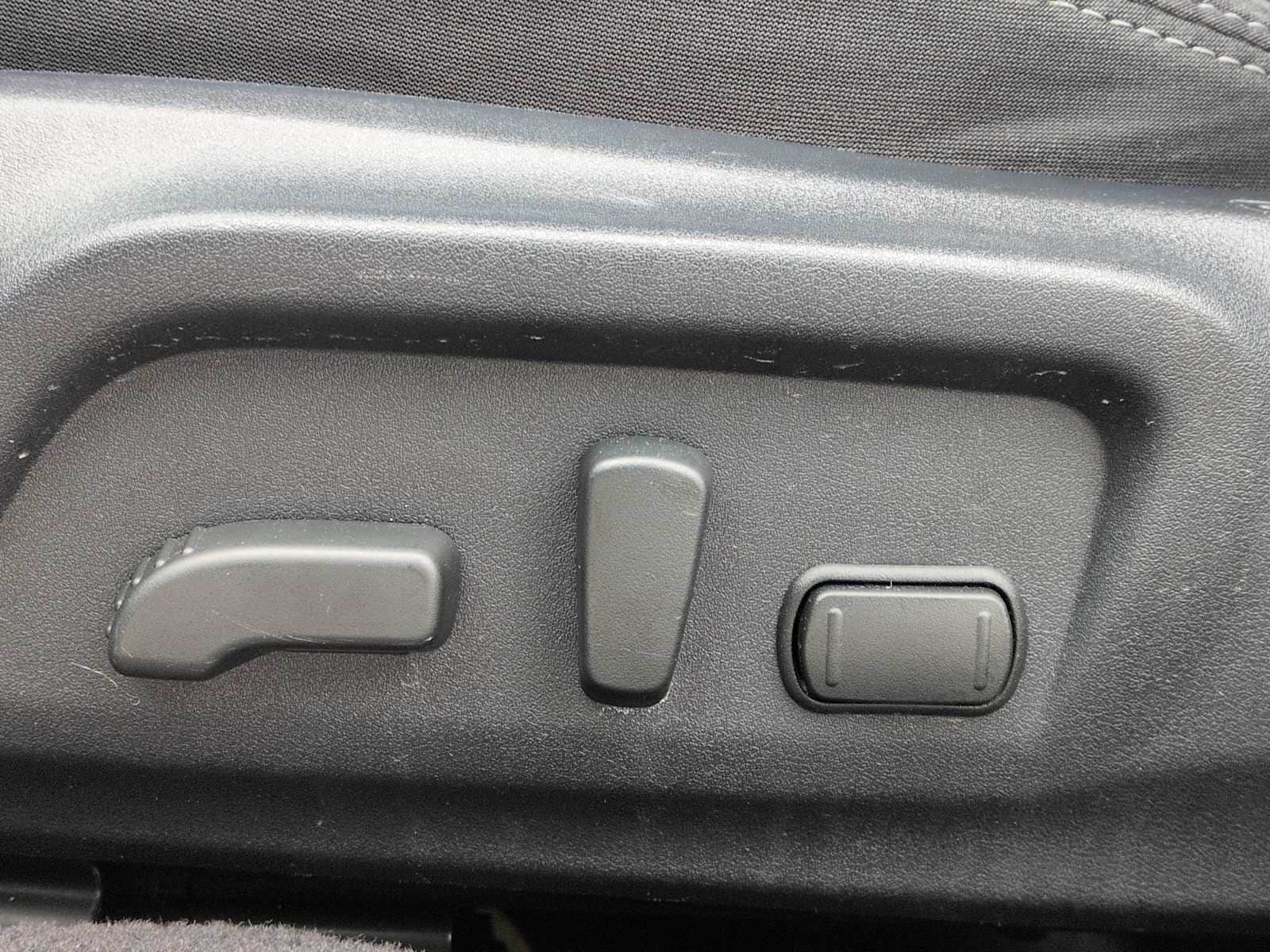 Thumbnail: 2017 Subaru Legacy - 15