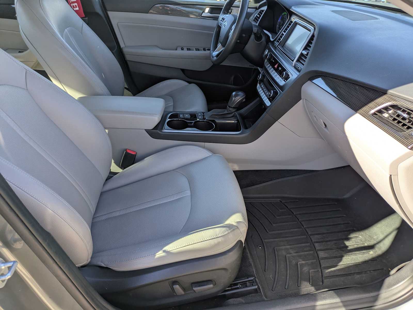 Thumbnail: 2018 Hyundai Sonata - 18