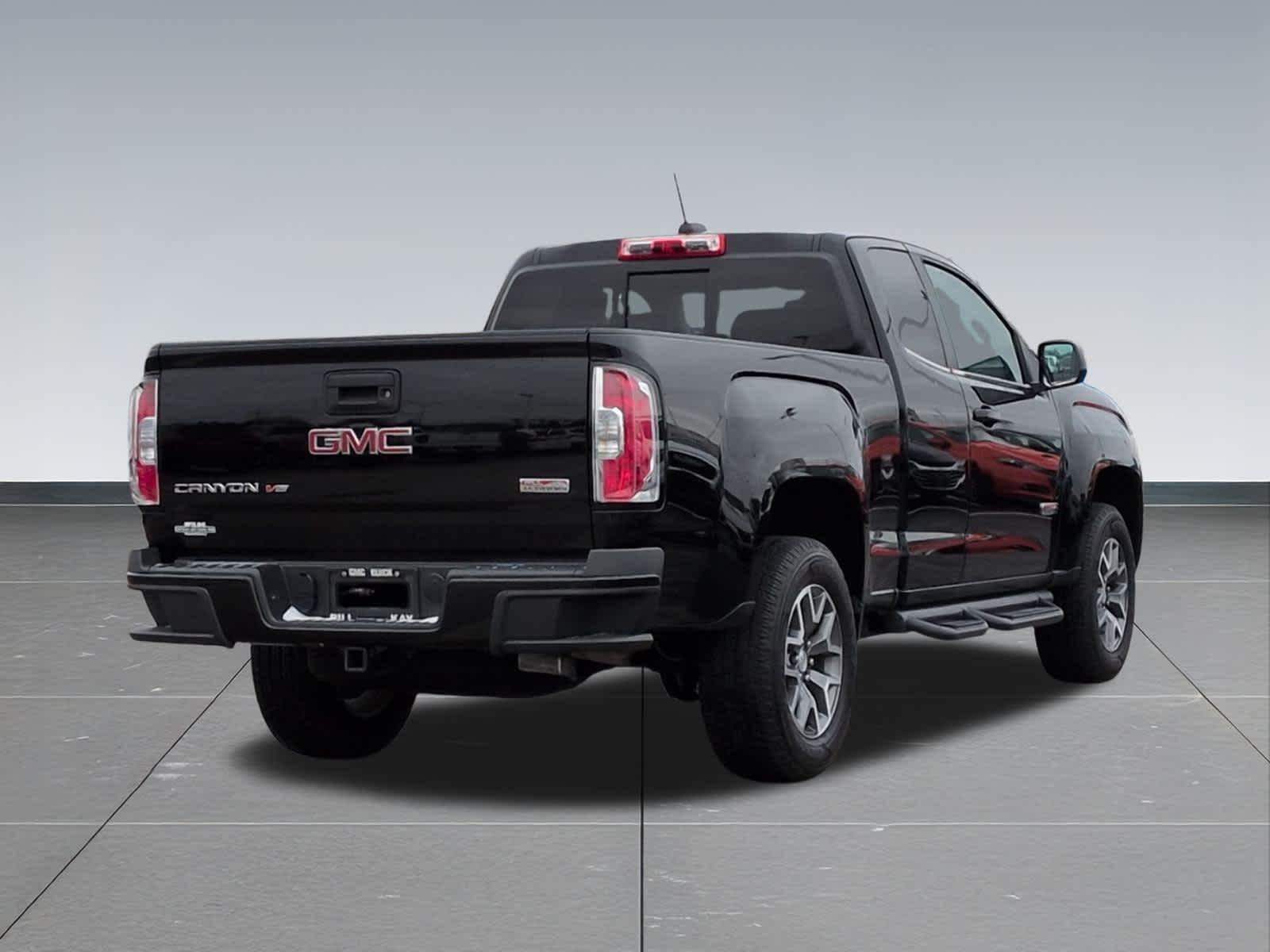 Thumbnail: 2018 GMC Canyon - 6