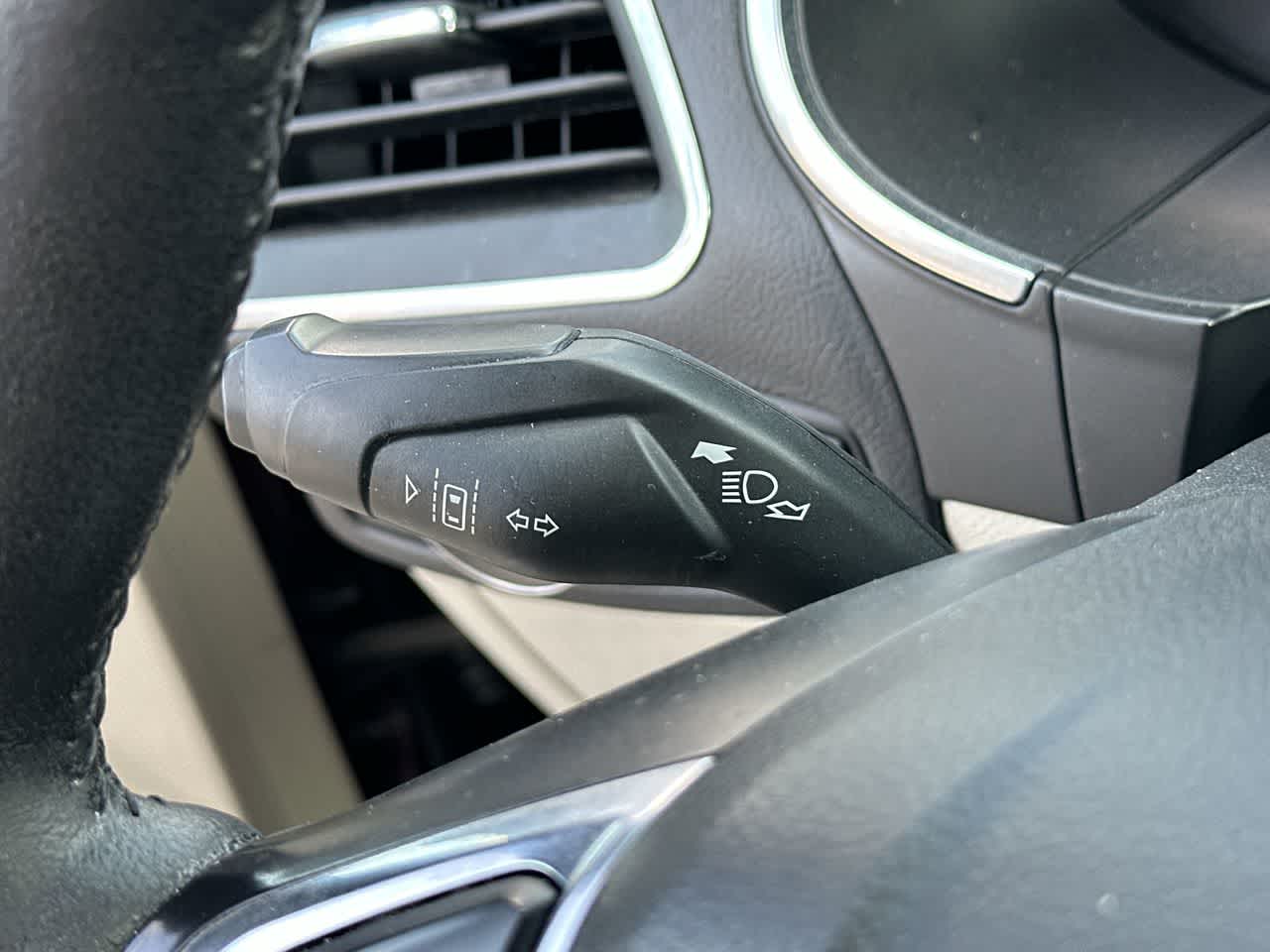 Thumbnail: 2021 Ford Edge - 22