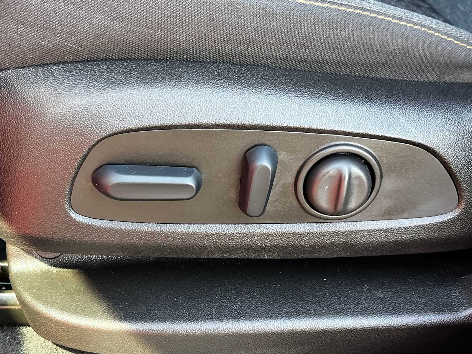 Thumbnail: 2023 Chevrolet Equinox - 16