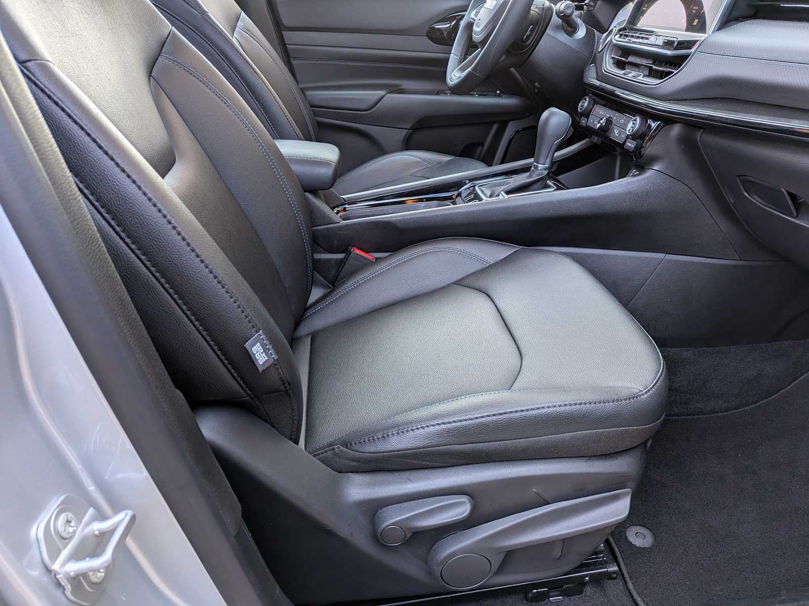 Thumbnail: 2025 Jeep Compass - 22