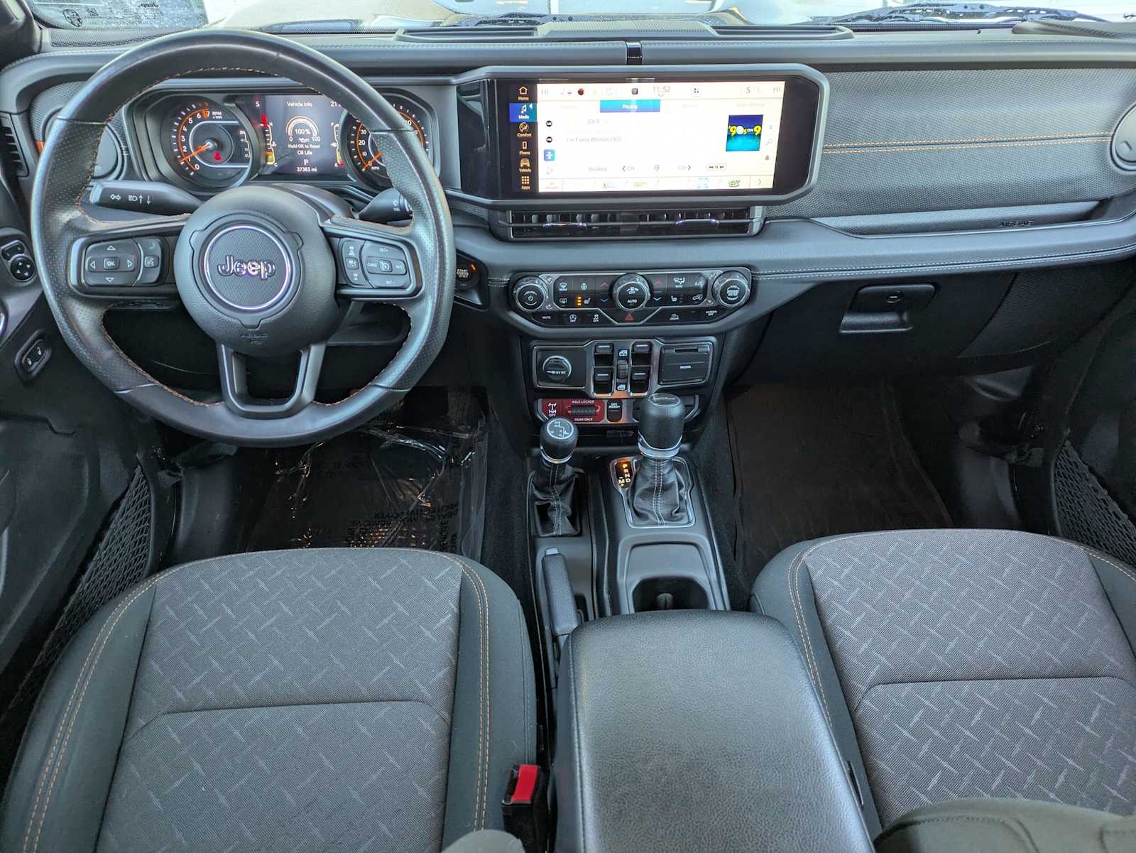 Thumbnail: 2024 Jeep Gladiator - 13