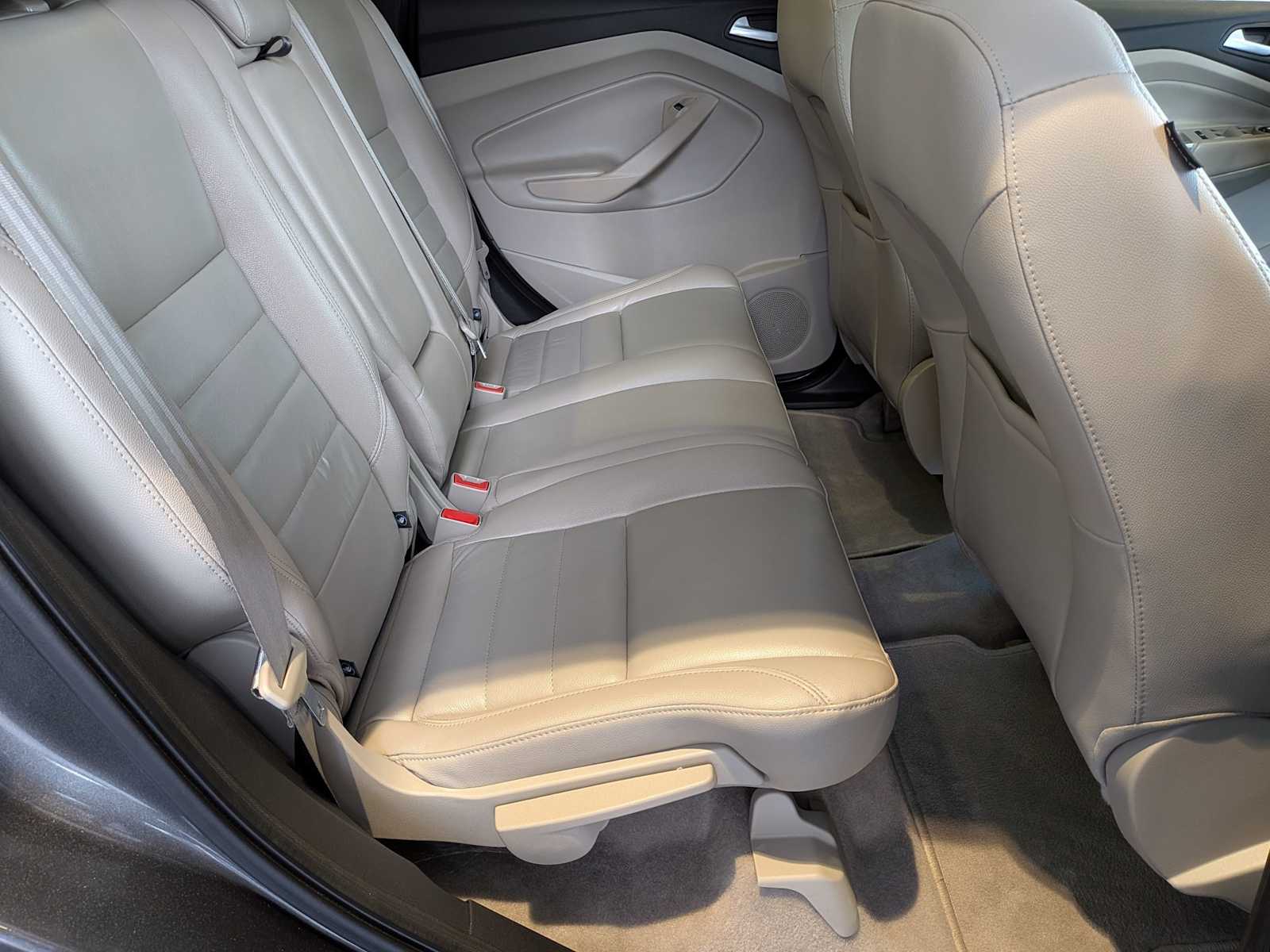 Thumbnail: 2016 Ford Escape - 20