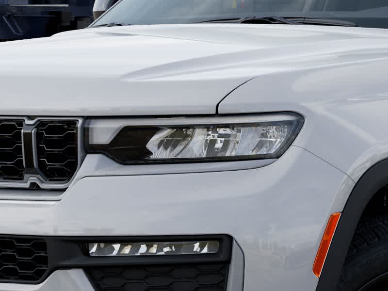 Thumbnail: 2026 Jeep Grand Cherokee - 10