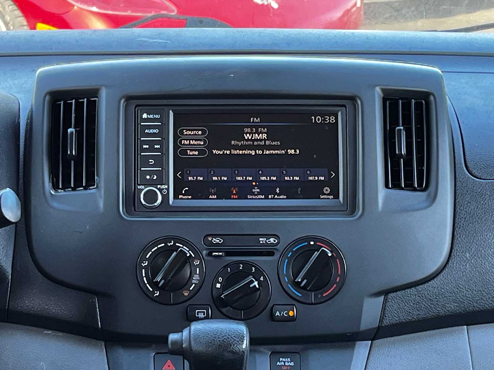 Thumbnail: 2021 Nissan NV200 - 23