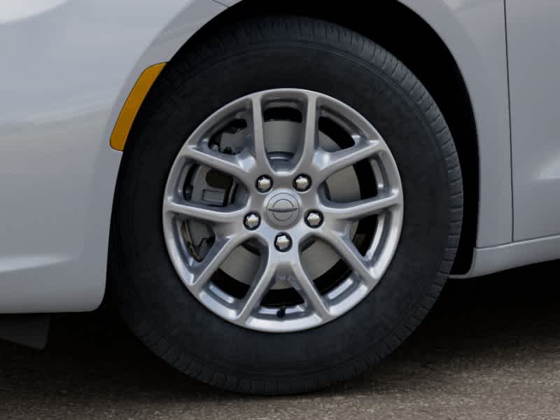 Thumbnail: 2026 Chrysler Pacifica - 8