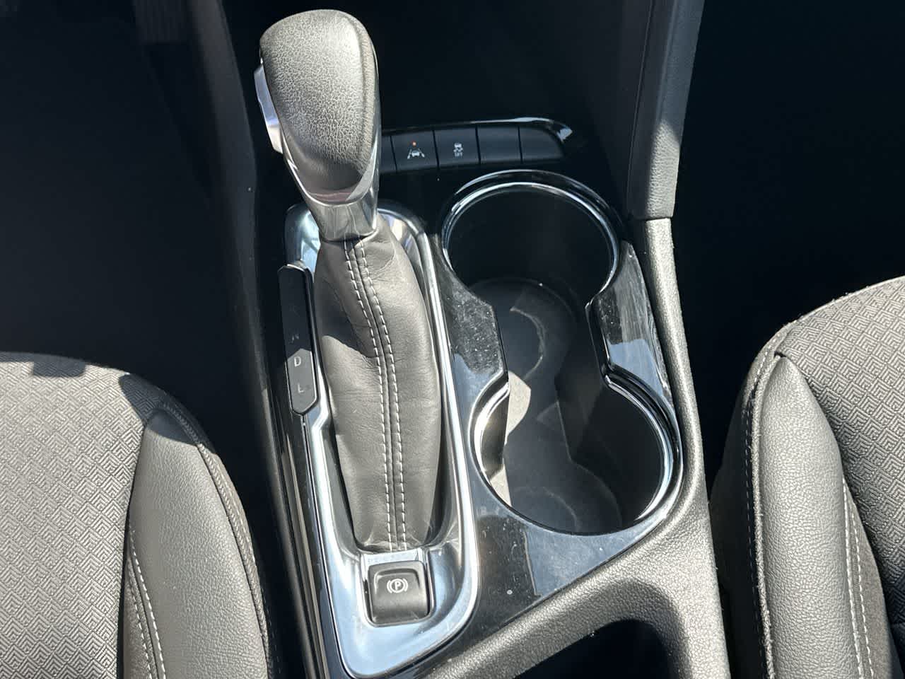 Thumbnail: 2022 Buick Encore GX - 25