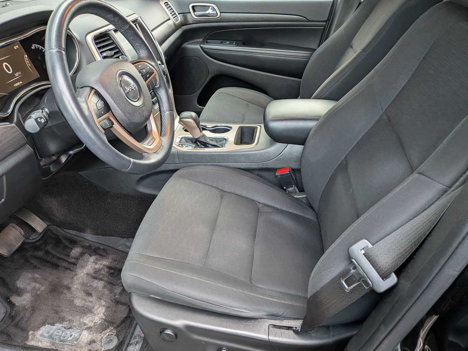 Thumbnail: 2017 Jeep Grand Cherokee - 15