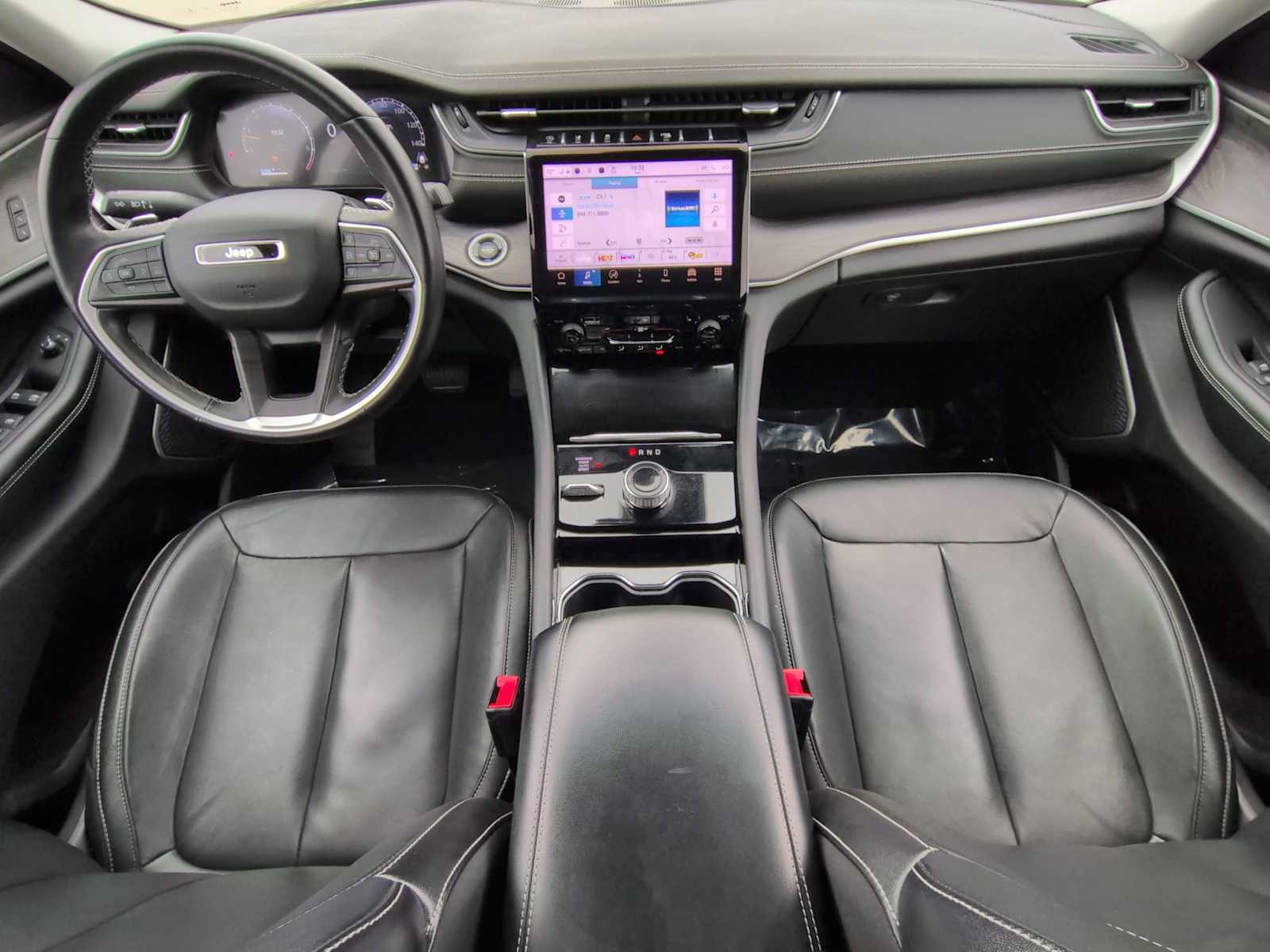 Thumbnail: 2022 Jeep Grand Cherokee - 15