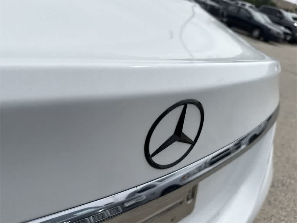 Thumbnail: 2017 Mercedes-Benz C-Class - 11