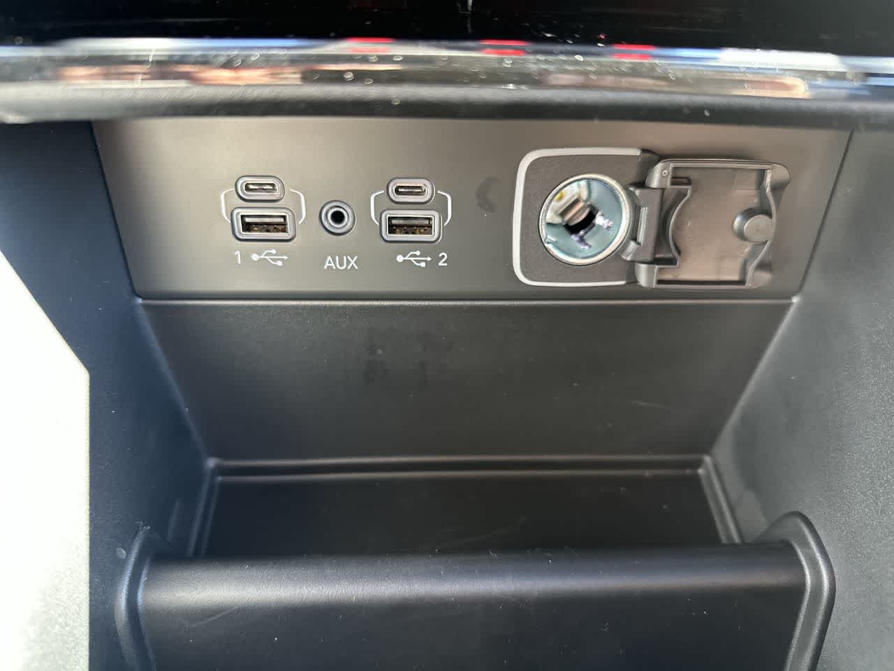 Thumbnail: 2025 Jeep Grand Cherokee L - 25