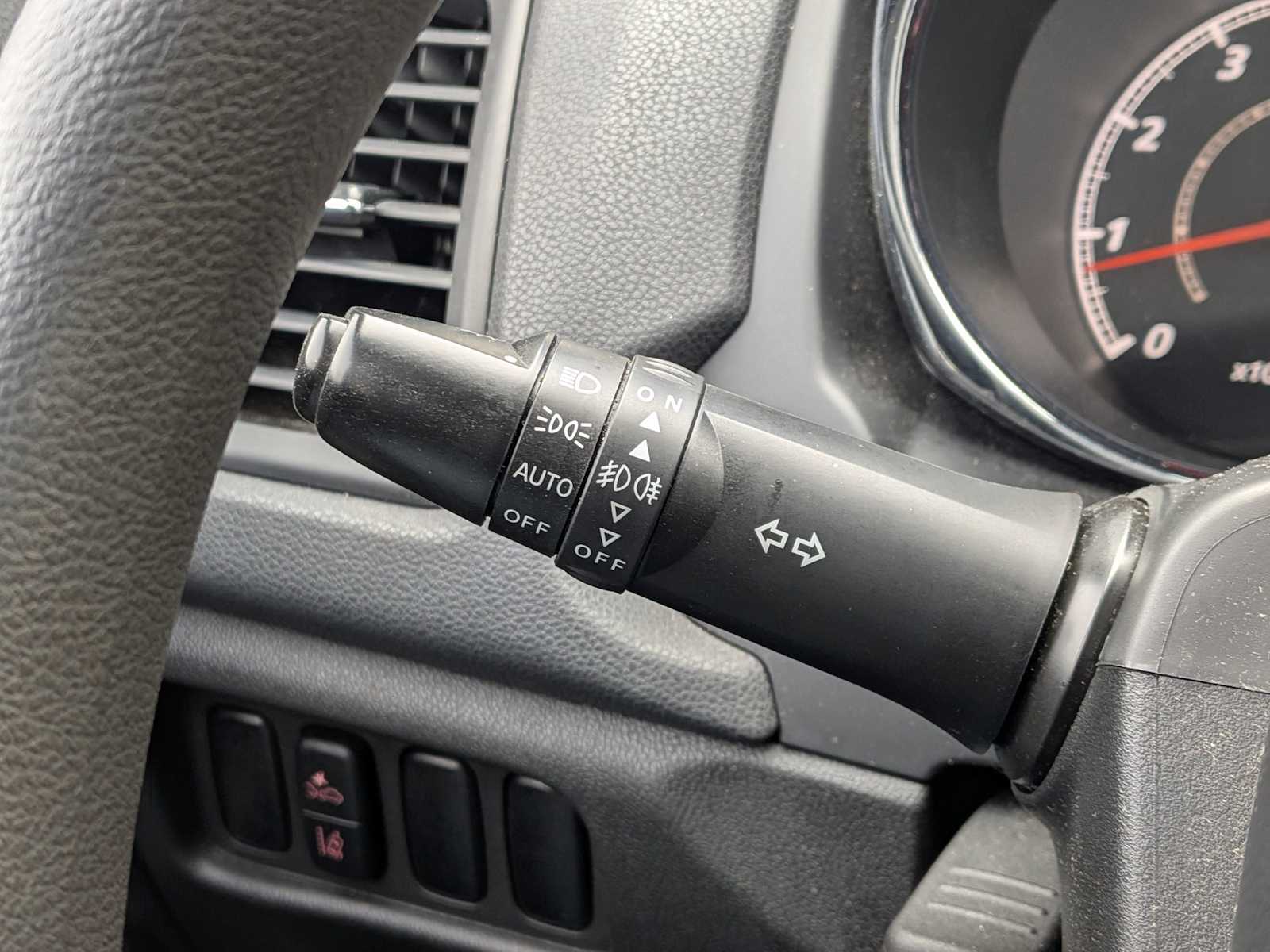 Thumbnail: 2021 Mitsubishi Outlander Sport - 25