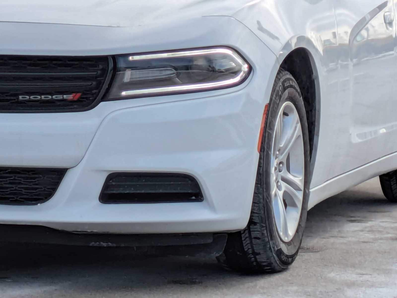 Thumbnail: 2020 Dodge Charger - 10