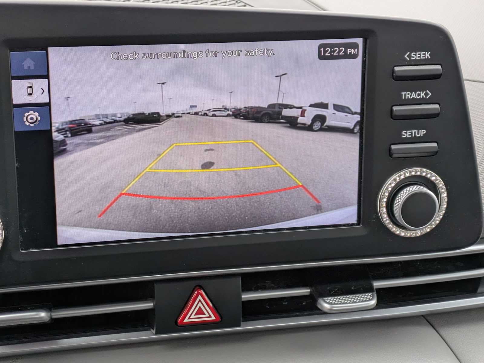 Thumbnail: 2025 Hyundai Elantra - 25