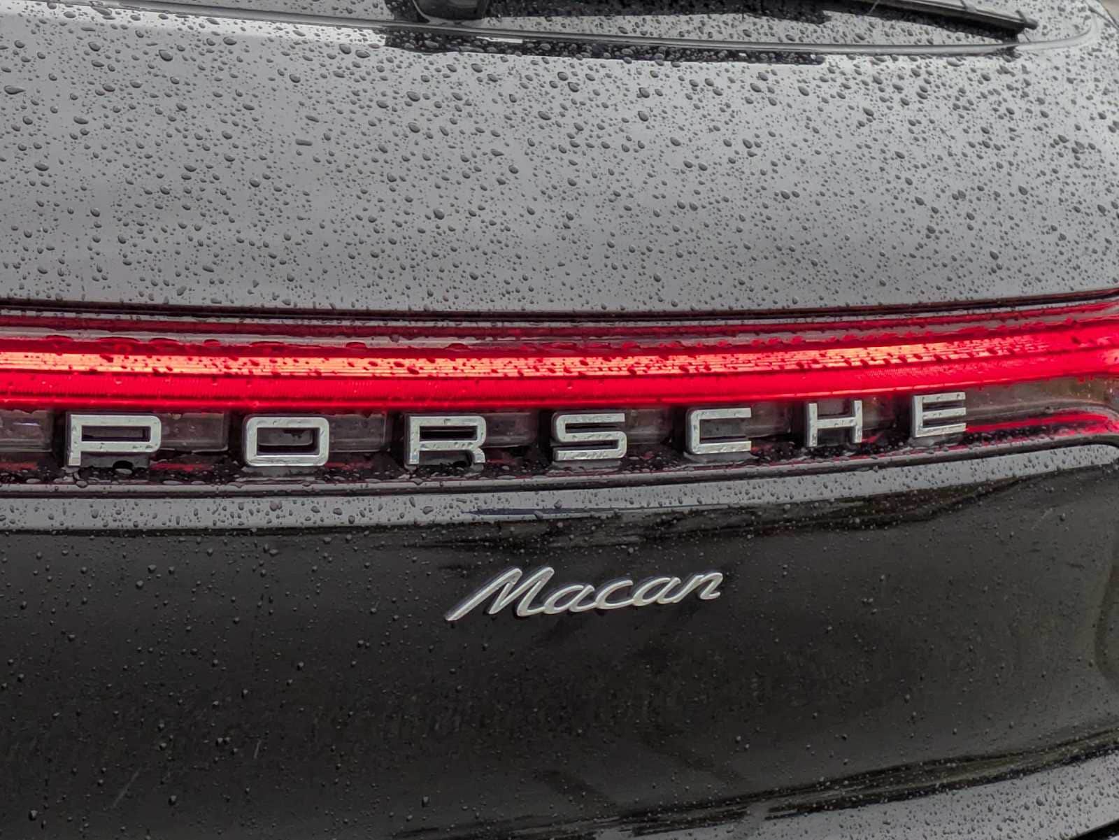 Thumbnail: 2021 Porsche Macan - 8
