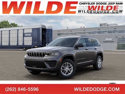 2025 Jeep Grand Cherokee Laredo SUV