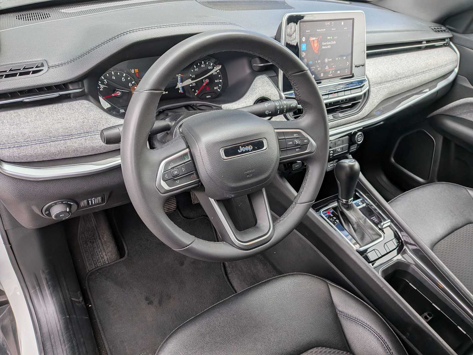 Thumbnail: 2025 Jeep Compass - 14