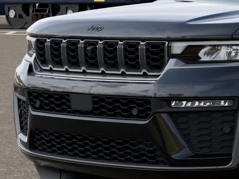 Thumbnail: 2026 Jeep Grand Cherokee - 11