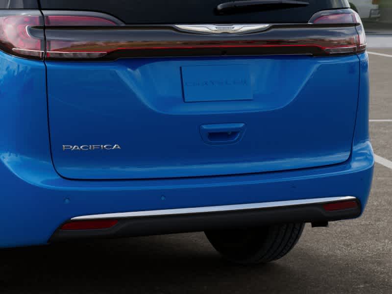 Thumbnail: 2026 Chrysler Pacifica - 13