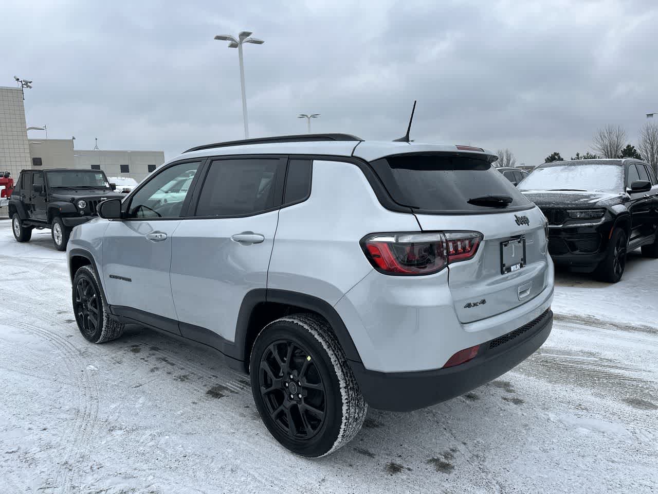 Thumbnail: 2025 Jeep Compass - 3