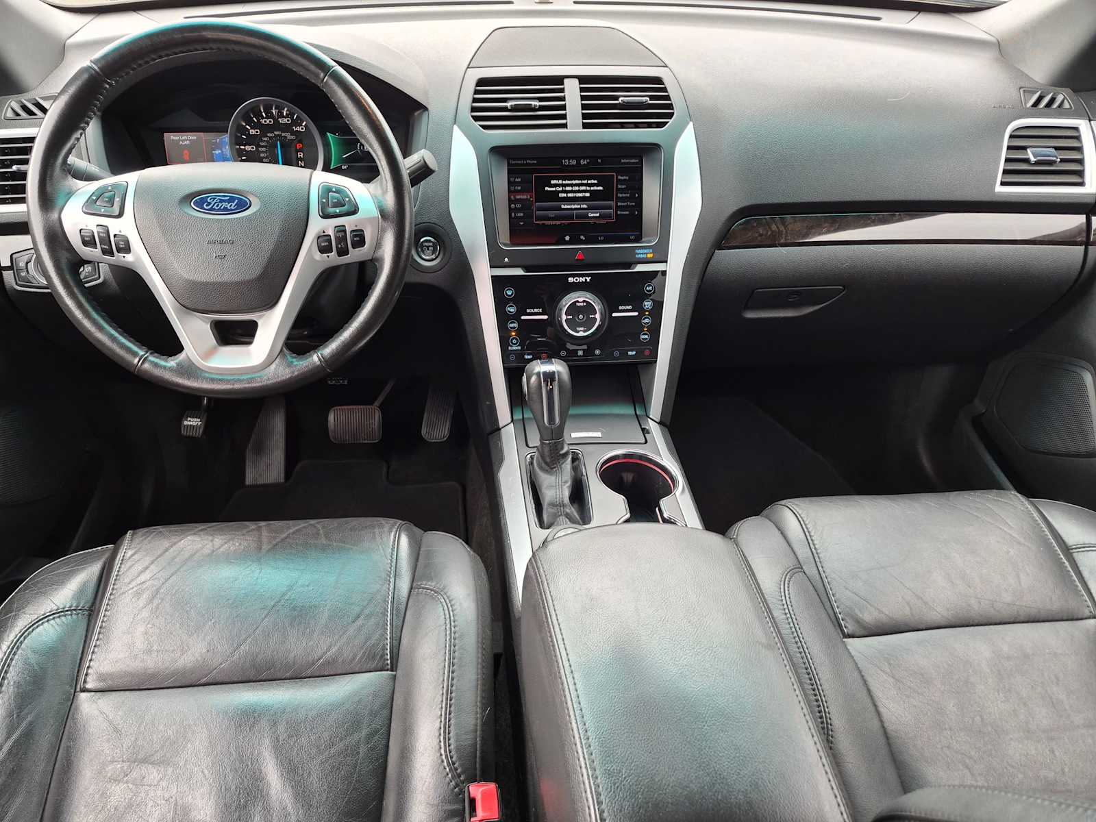 Thumbnail: 2015 Ford Explorer - 15