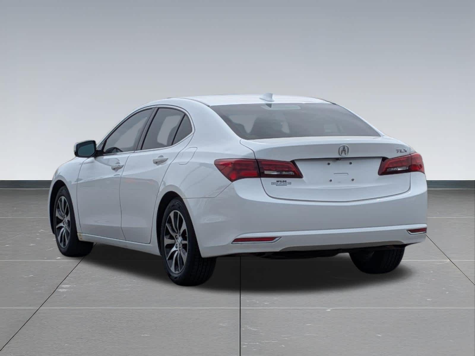 Thumbnail: 2015 Acura TLX - 3