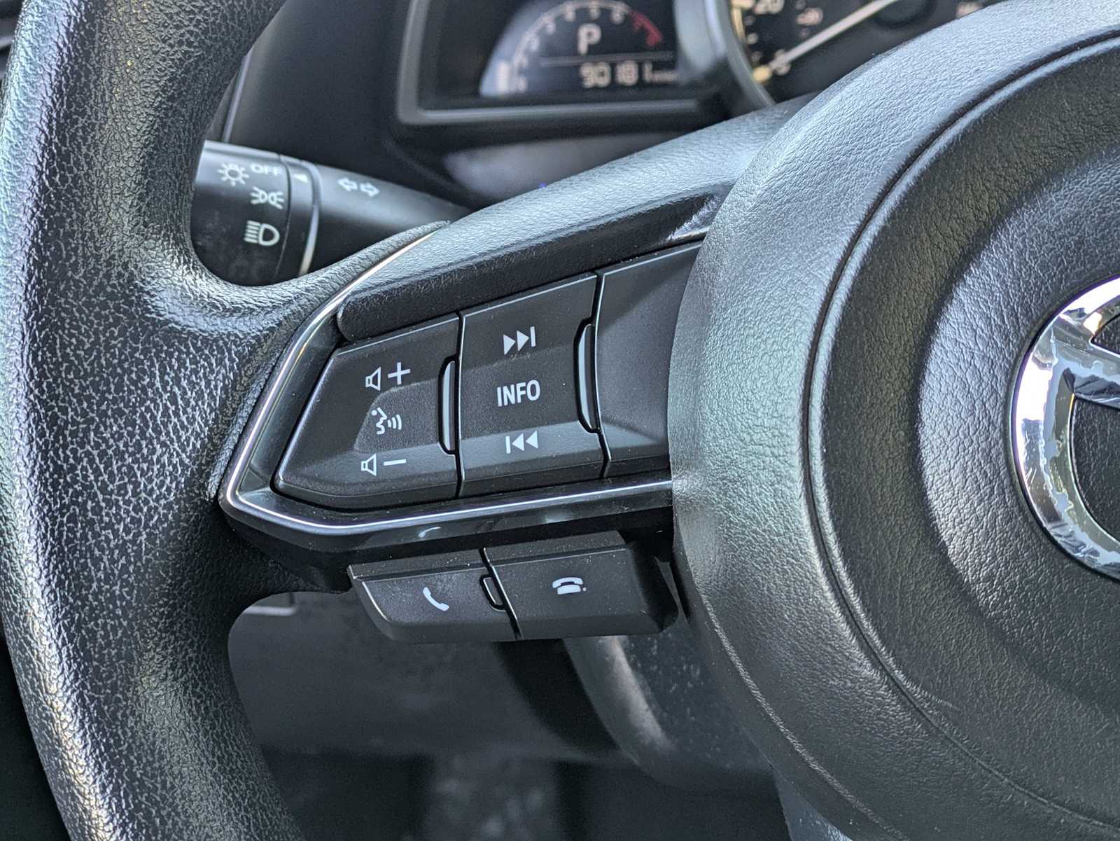 Thumbnail: 2018 Mazda Mazda3 - 18