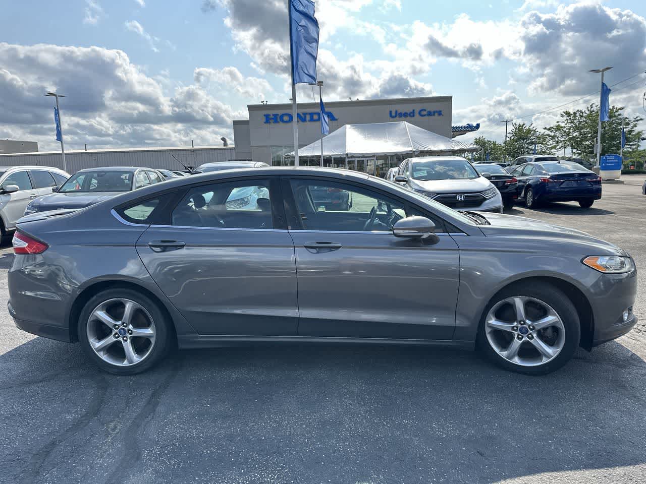 Thumbnail: 2013 Ford Fusion - 6