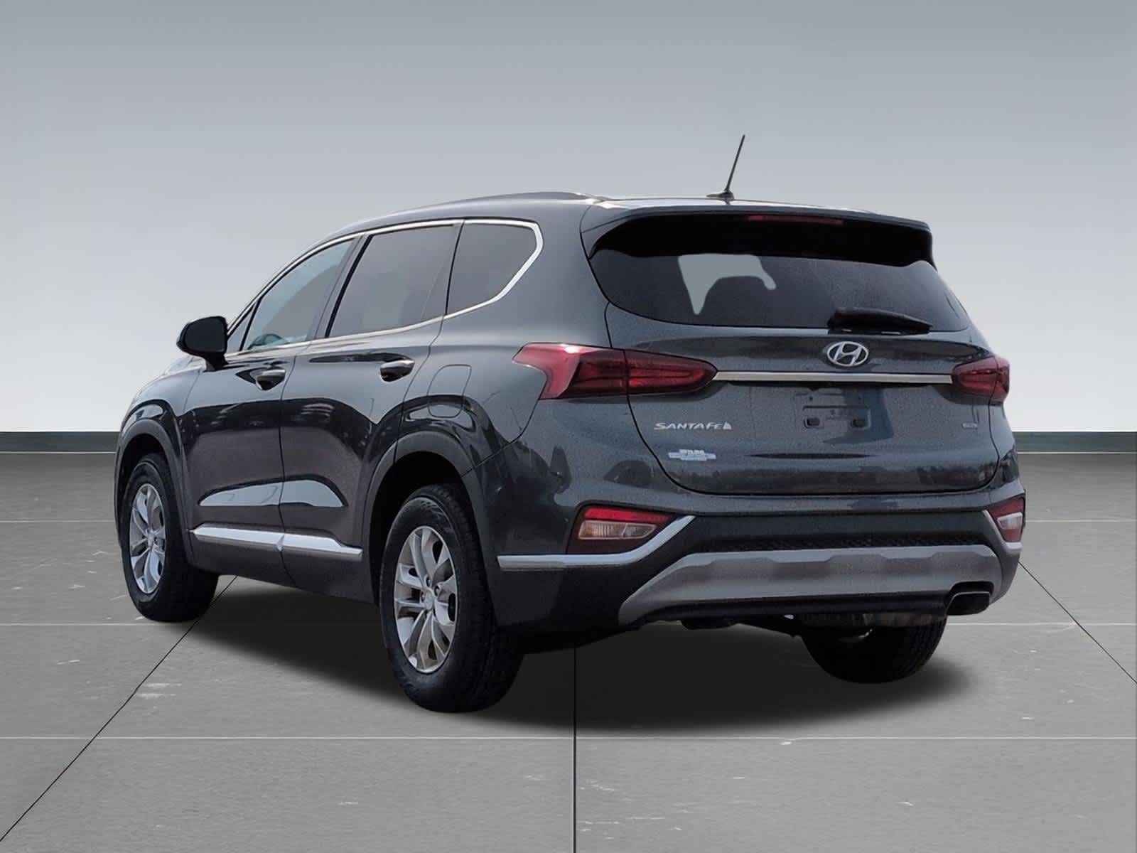 Thumbnail: 2020 Hyundai Santa Fe - 4