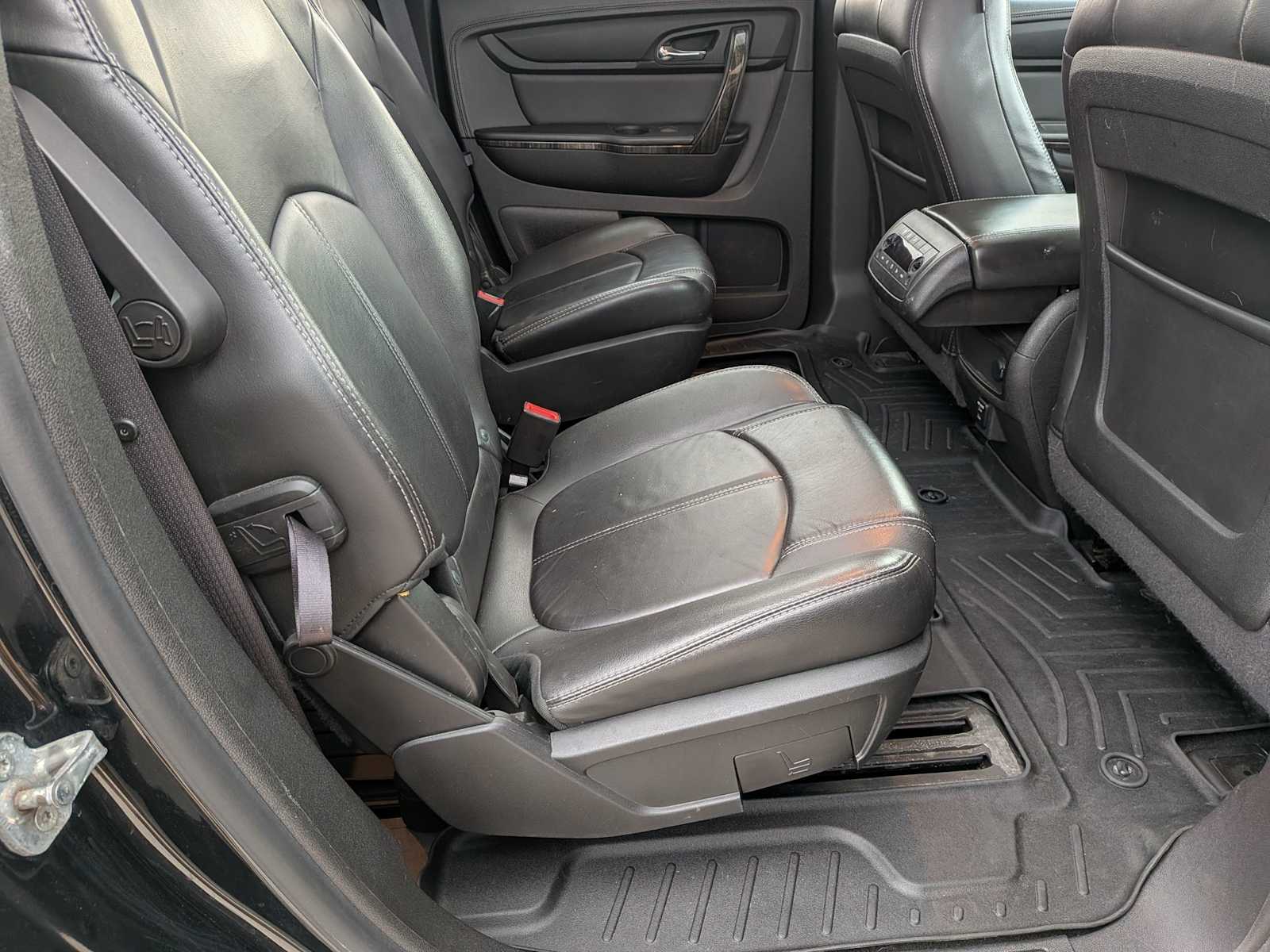Thumbnail: 2014 GMC Acadia - 20