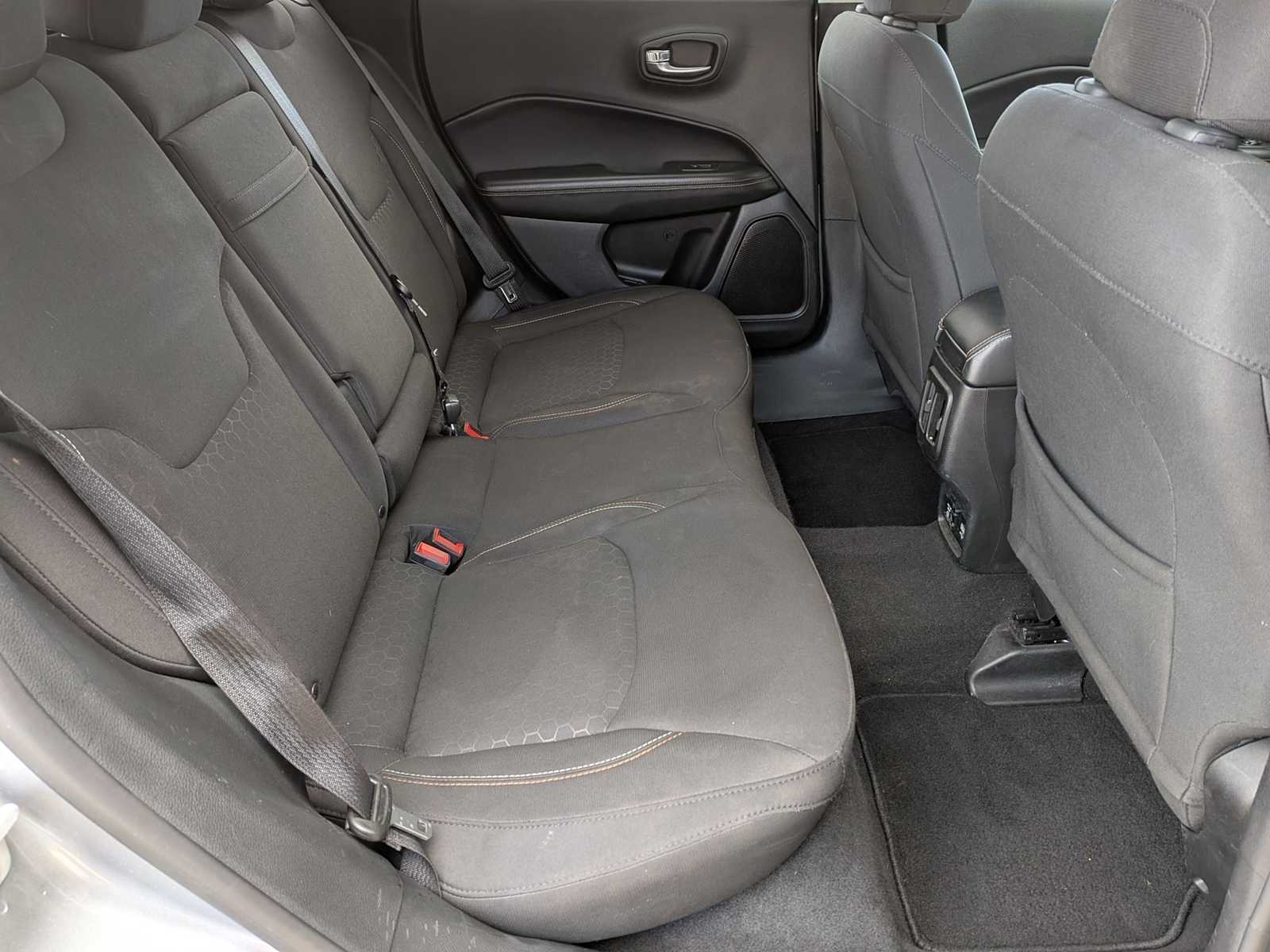 Thumbnail: 2018 Jeep Compass - 13