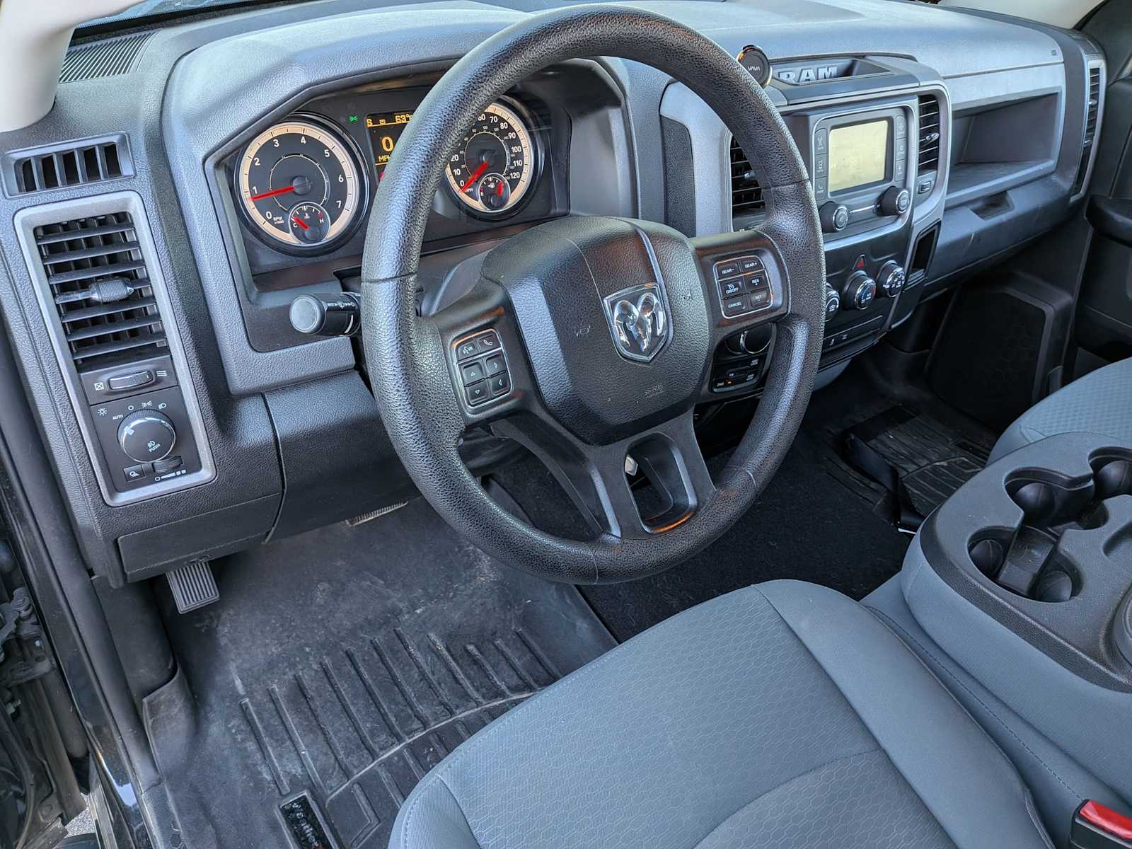 2017 Ram 1500 Express photo 2