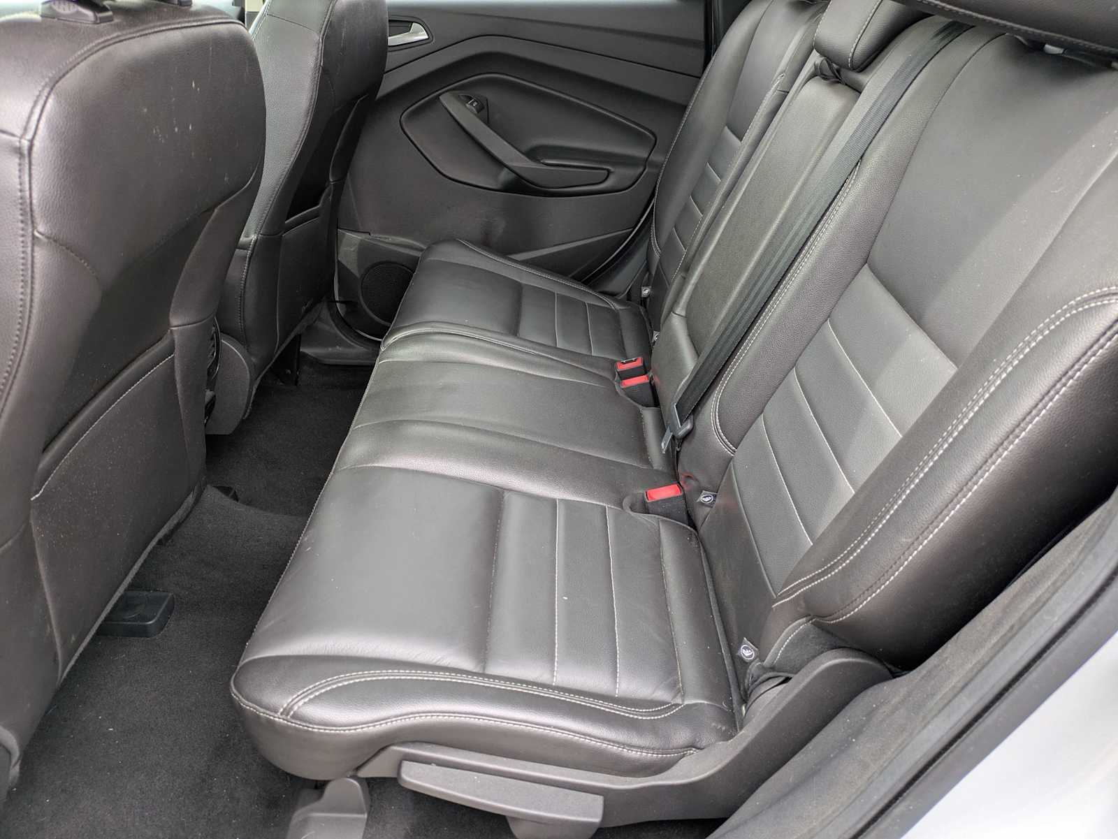 Thumbnail: 2015 Ford Escape - 19