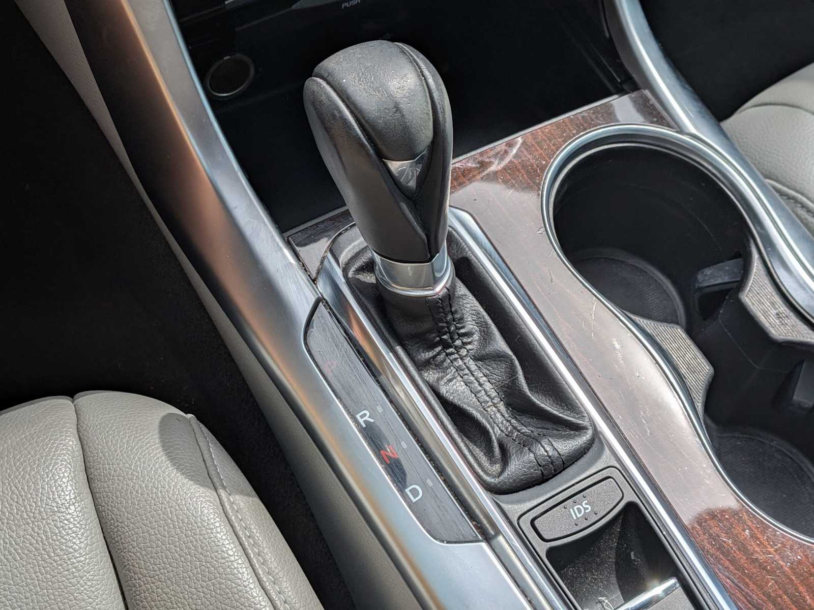 Thumbnail: 2015 Acura TLX - 29