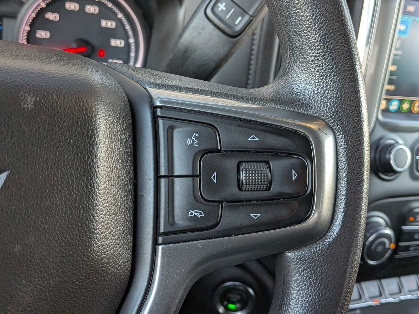 Thumbnail: 2020 Chevrolet Silverado 1500 - 22