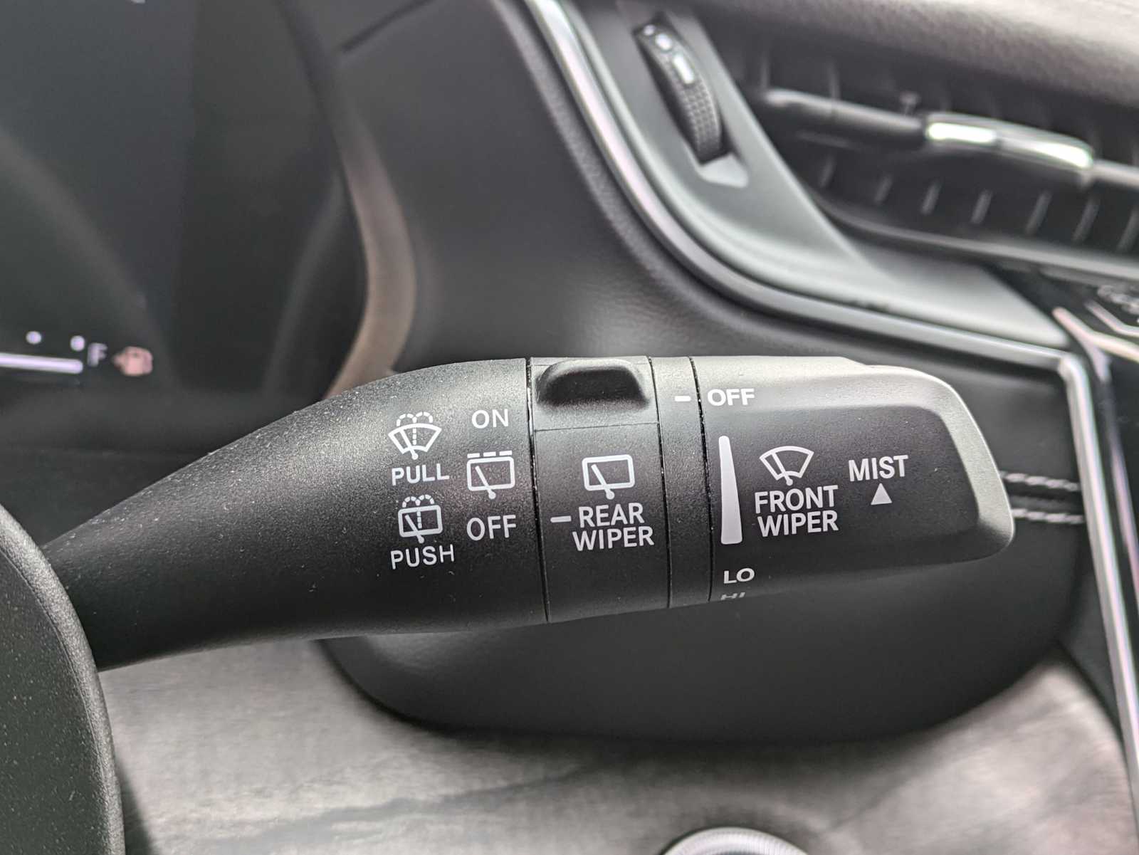 Thumbnail: 2025 Jeep Grand Cherokee - 23