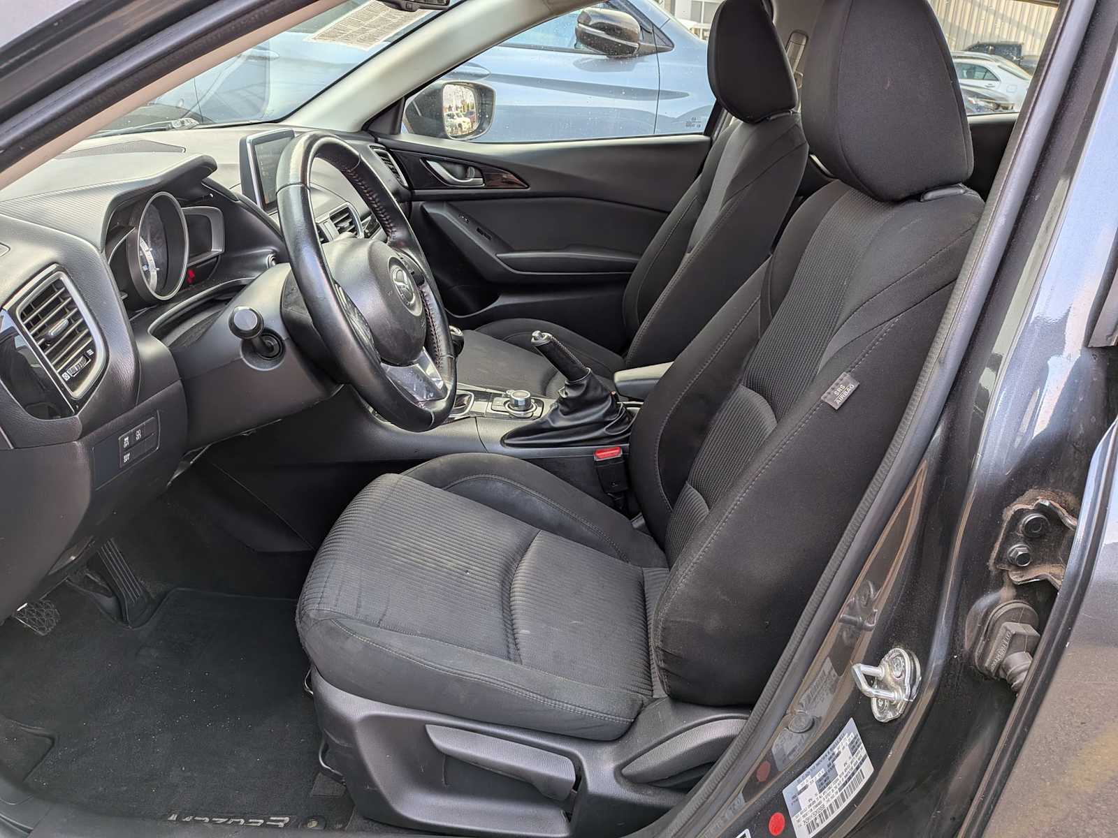 Thumbnail: 2016 Mazda Mazda3 - 14