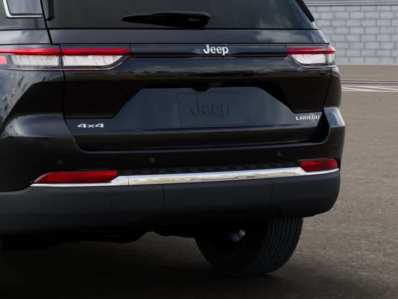 Thumbnail: 2026 Jeep Grand Cherokee - 13