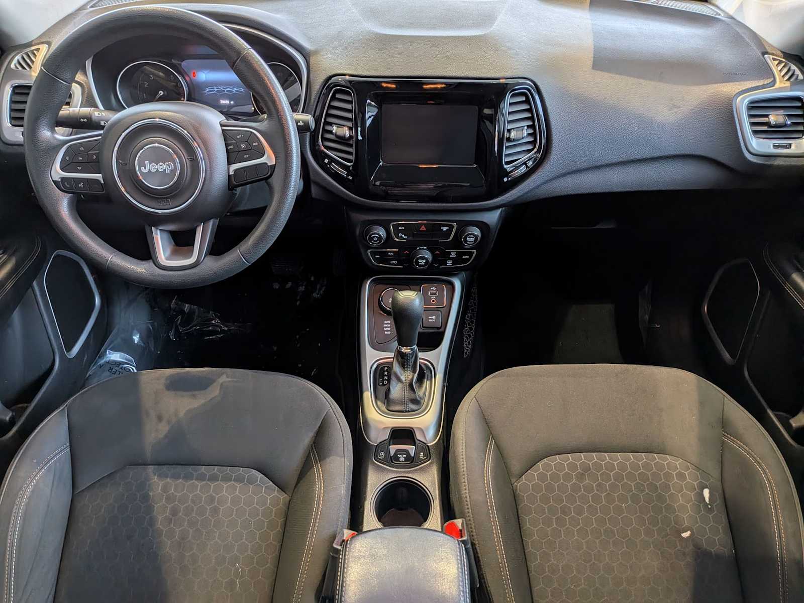 Thumbnail: 2018 Jeep Compass - 14